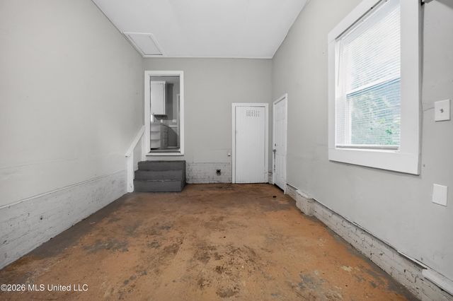 253 E Northside Drive, Jackson, MS 39206