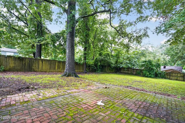 253 E Northside Drive, Jackson, MS 39206