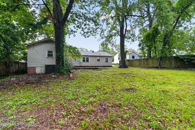 253 E Northside Drive, Jackson, MS 39206