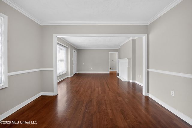 253 E Northside Drive, Jackson, MS 39206