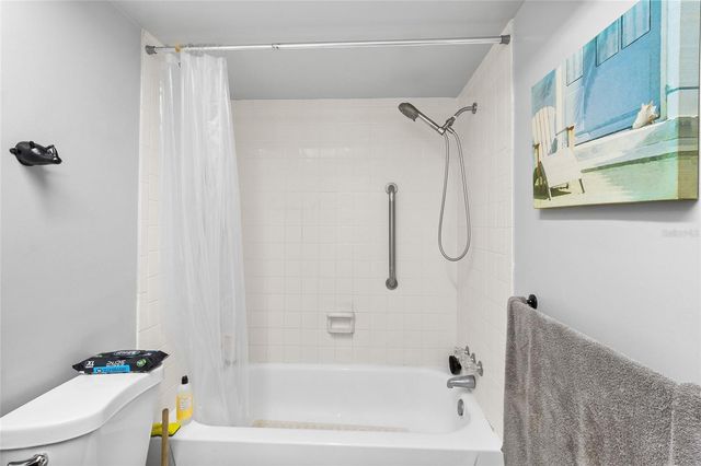 1221 DREW STREET B3, Clearwater, FL 33755