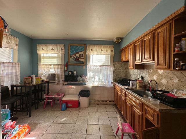 1014 GRAND AVE, North Bergen, NJ 07047