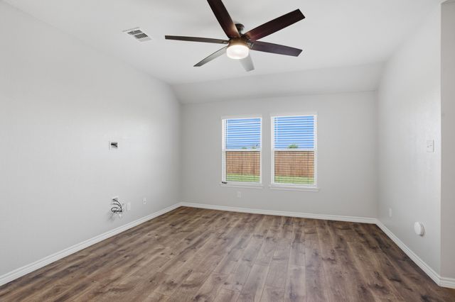 1106 Cowboy Lane, Princeton, TX 75407