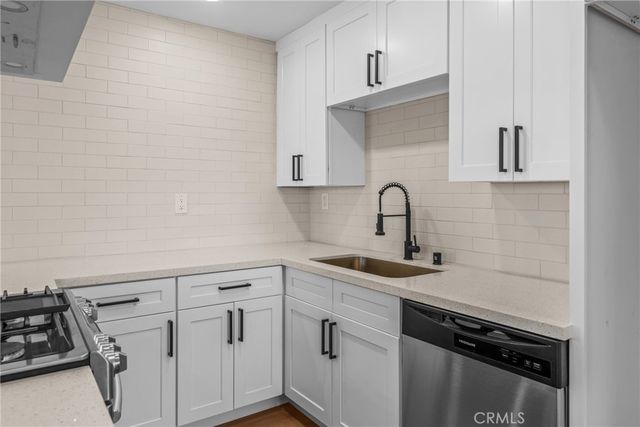 765 W County Line, Calimesa, CA 92320