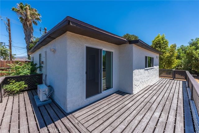 765 W County Line, Calimesa, CA 92320