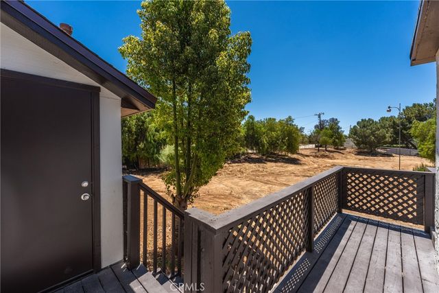 765 W County Line, Calimesa, CA 92320