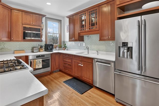 198 Dewey St, Edgewood, PA 15218