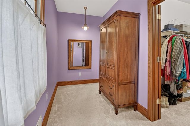 198 Dewey St, Edgewood, PA 15218