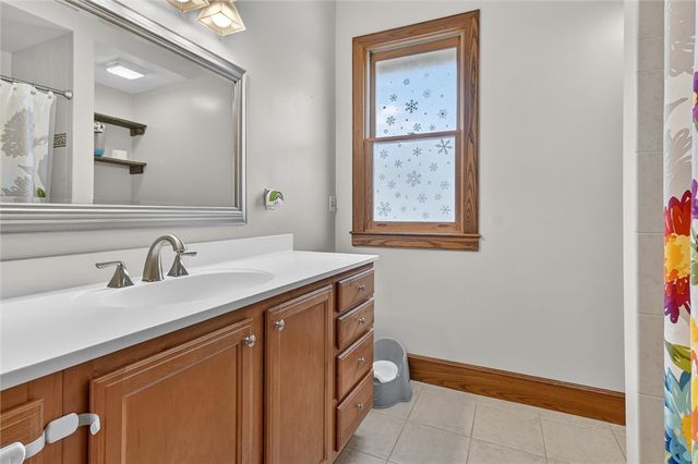 198 Dewey St, Edgewood, PA 15218