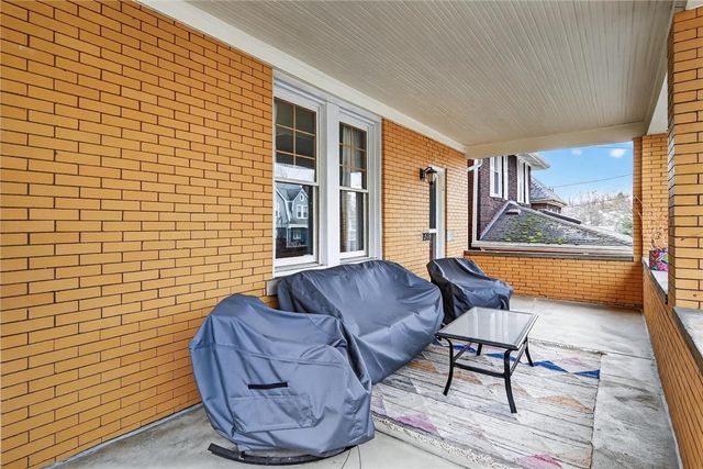 198 Dewey St, Edgewood, PA 15218