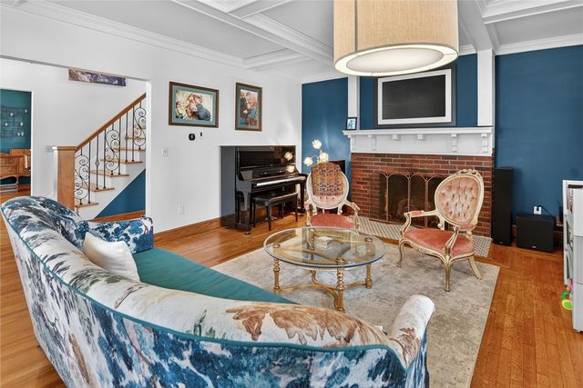 198 Dewey St, Edgewood, PA 15218