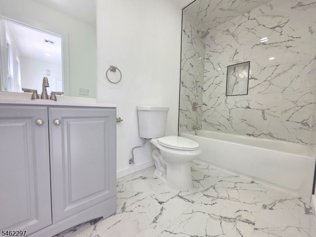 112 Arthur St, Linden City, NJ 07036 — photo 5