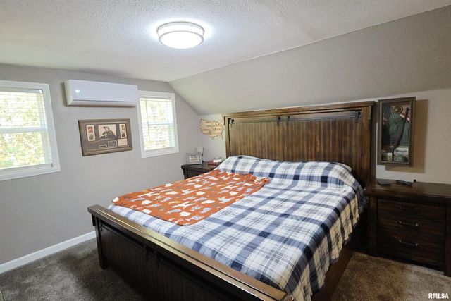 1629 Firewood Lane, Centralia, IL 62801