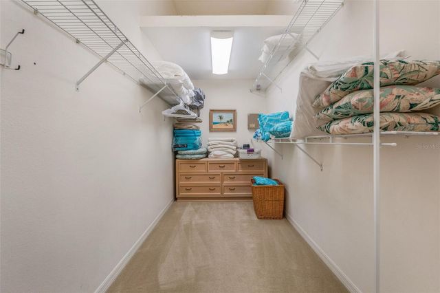 6427 BERKSHIRE PLACE, University Park, FL 34201