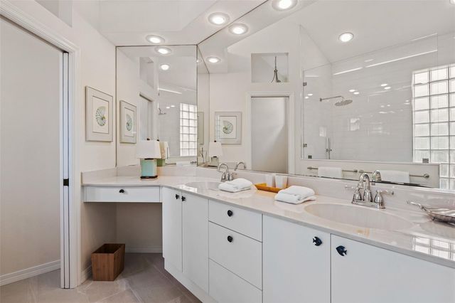 6427 BERKSHIRE PLACE, University Park, FL 34201