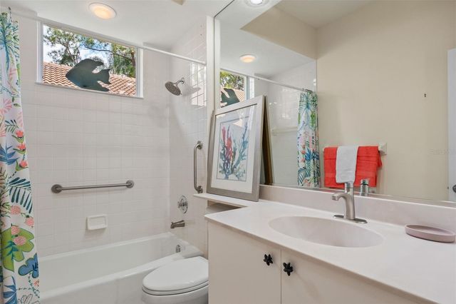 6427 BERKSHIRE PLACE, University Park, FL 34201