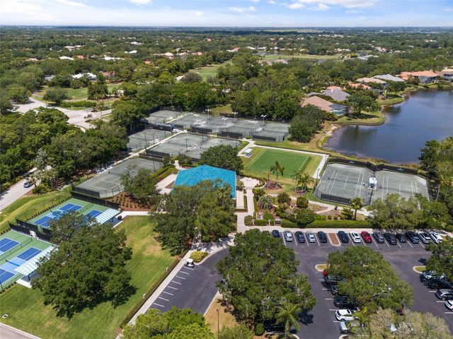 6427 BERKSHIRE PLACE, University Park, FL 34201