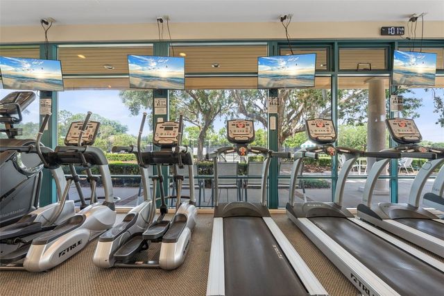 6427 BERKSHIRE PLACE, University Park, FL 34201