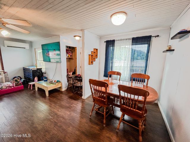 47 Hatchett Street, Murphy, NC 28906