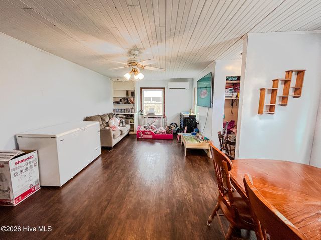 47 Hatchett Street, Murphy, NC 28906
