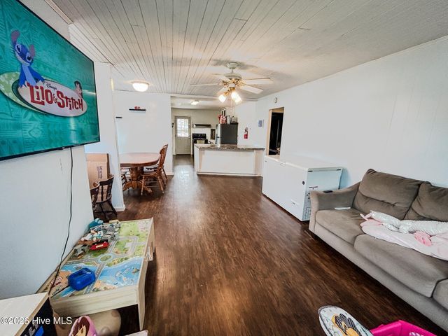 47 Hatchett Street, Murphy, NC 28906