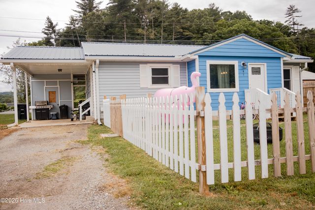 47 Hatchett Street, Murphy, NC 28906