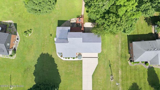 4811 Hickory Hollow Ln, Shepherdsville, KY 40165