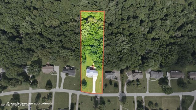4811 Hickory Hollow Ln, Shepherdsville, KY 40165