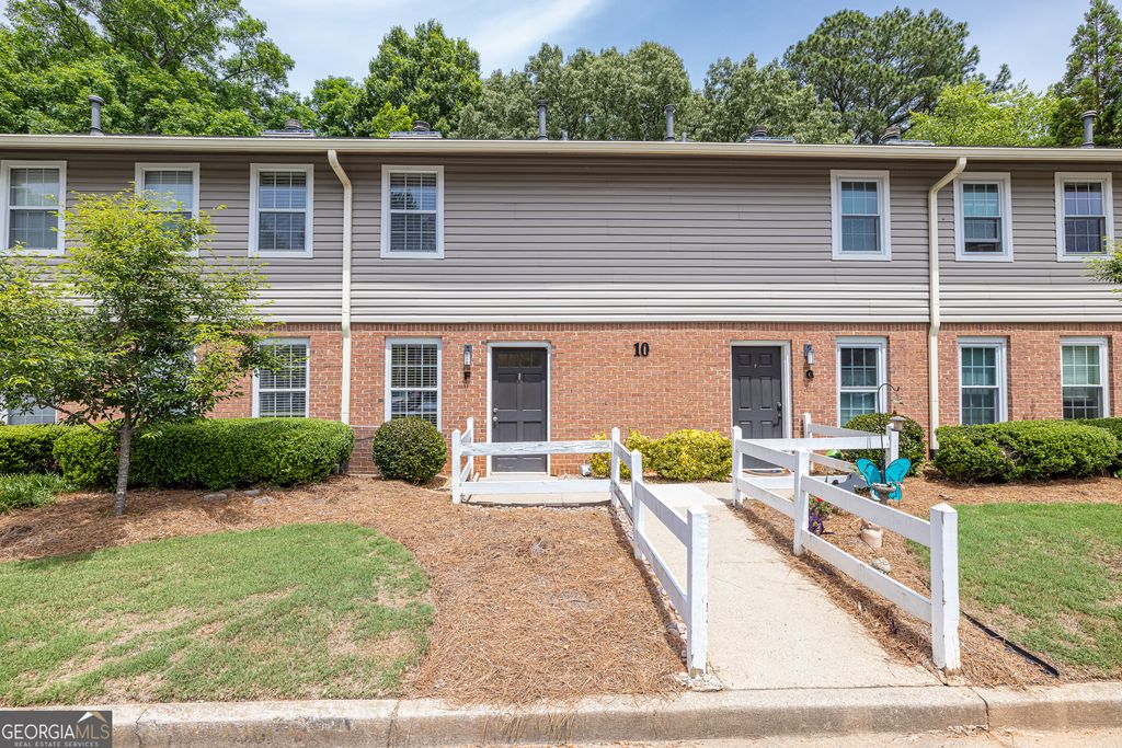 7750 Roswell Road 10F, Atlanta, GA 30350