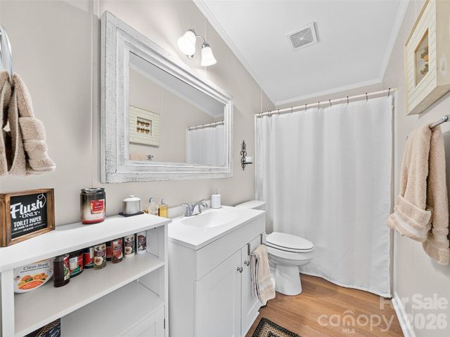 201 Franklin Village Road, Spruce Pine, NC 28777