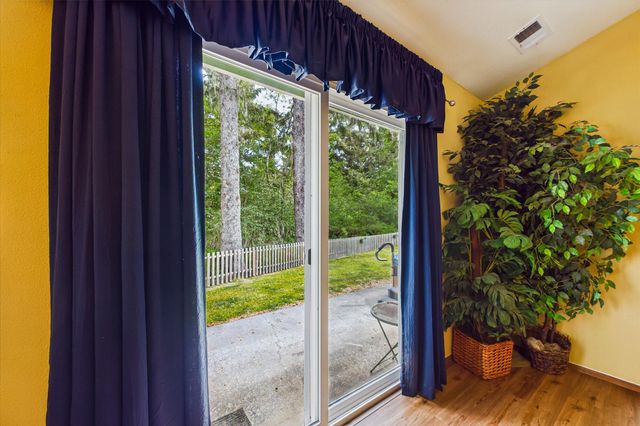 1503 Hidden Fox Lane, Mckinleyville, CA 95519