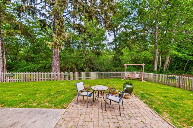 1503 Hidden Fox Lane, Mckinleyville, CA 95519
