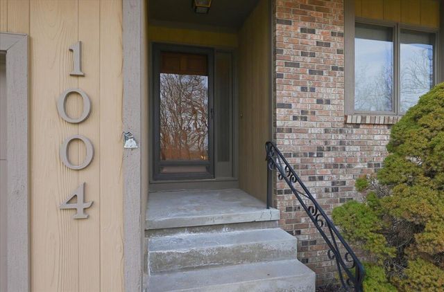 1004 ARBOR RIDGE Circle, Council Bluffs, IA 51503