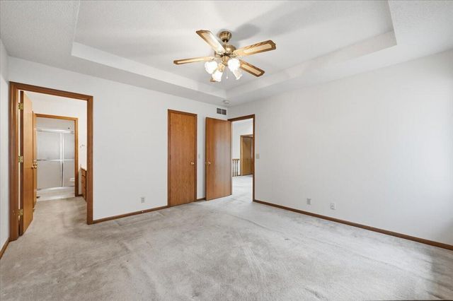 1004 ARBOR RIDGE Circle, Council Bluffs, IA 51503