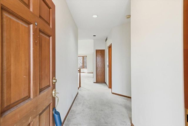 1004 ARBOR RIDGE Circle, Council Bluffs, IA 51503