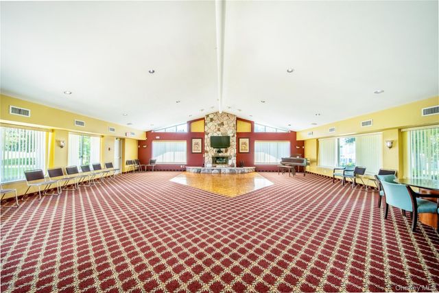 654 Birchwood Park Drive, Middle Island, NY 11953