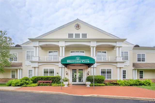 654 Birchwood Park Drive, Middle Island, NY 11953