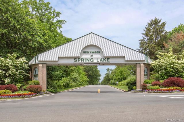 654 Birchwood Park Drive, Middle Island, NY 11953