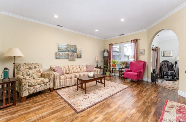 654 Birchwood Park Drive, Middle Island, NY 11953