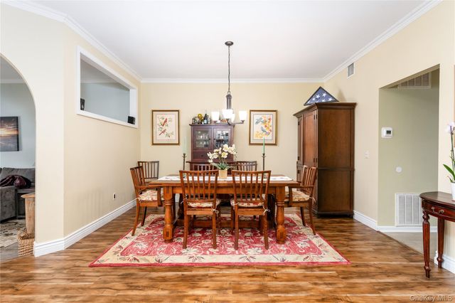 654 Birchwood Park Drive, Middle Island, NY 11953