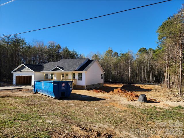 5405 Springs Road 3, Conover, NC 28613