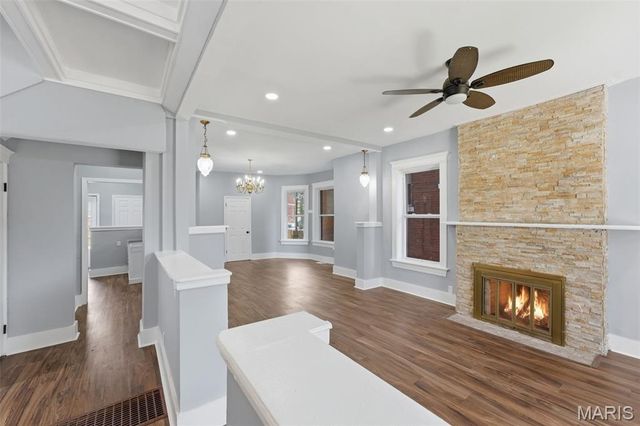 5115 Cabanne Avenue, St Louis, MO 63113