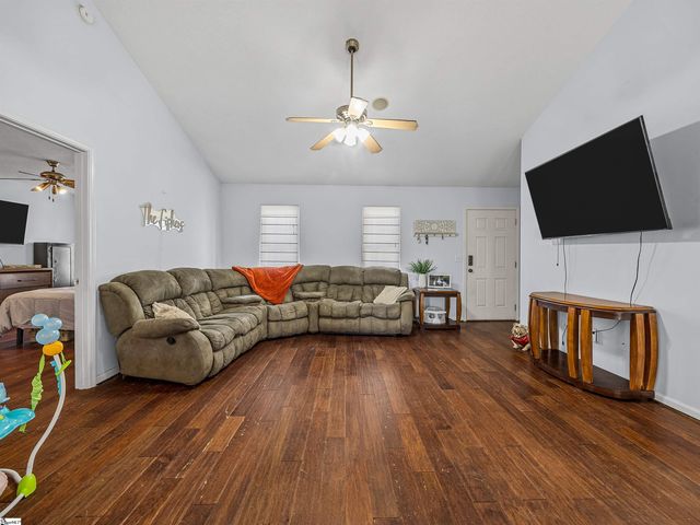 145 Bufflehead Circle, Liberty, SC 29657