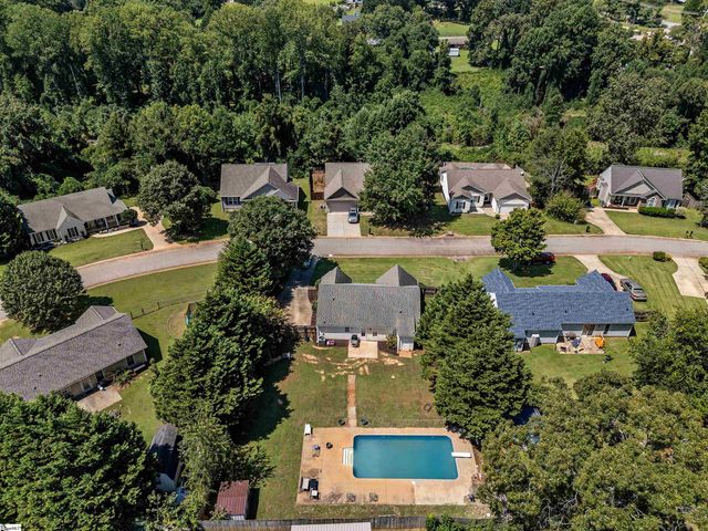 145 Bufflehead Circle, Liberty, SC 29657