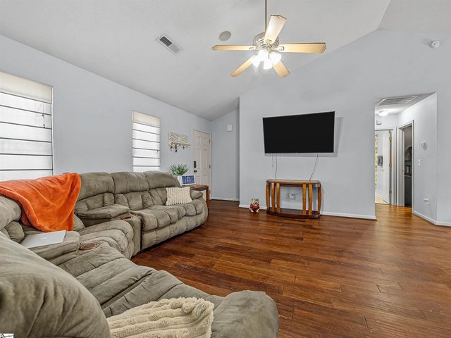 145 Bufflehead Circle, Liberty, SC 29657