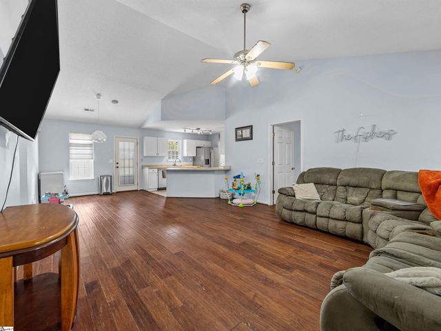 145 Bufflehead Circle, Liberty, SC 29657