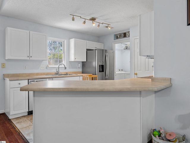 145 Bufflehead Circle, Liberty, SC 29657