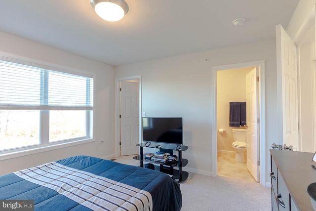 120 HIGHPOINT PARK DR, Pleasant Gap, PA 16823