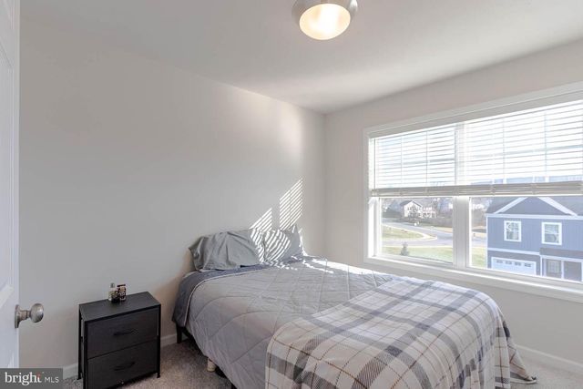 120 HIGHPOINT PARK DR, Pleasant Gap, PA 16823