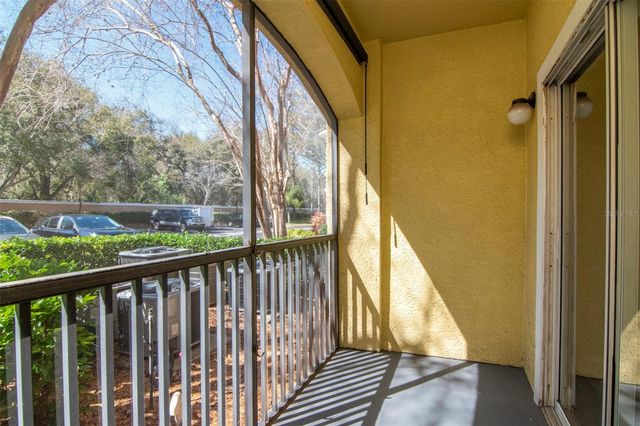 9916 COURTNEY PALMS BOULEVARD 103, Tampa, FL 33619